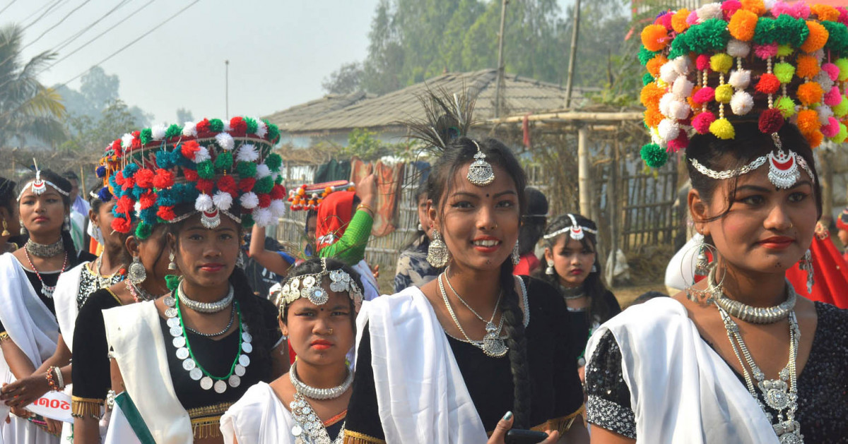 माघीपर्व मनाउँदै थारू समुदाय