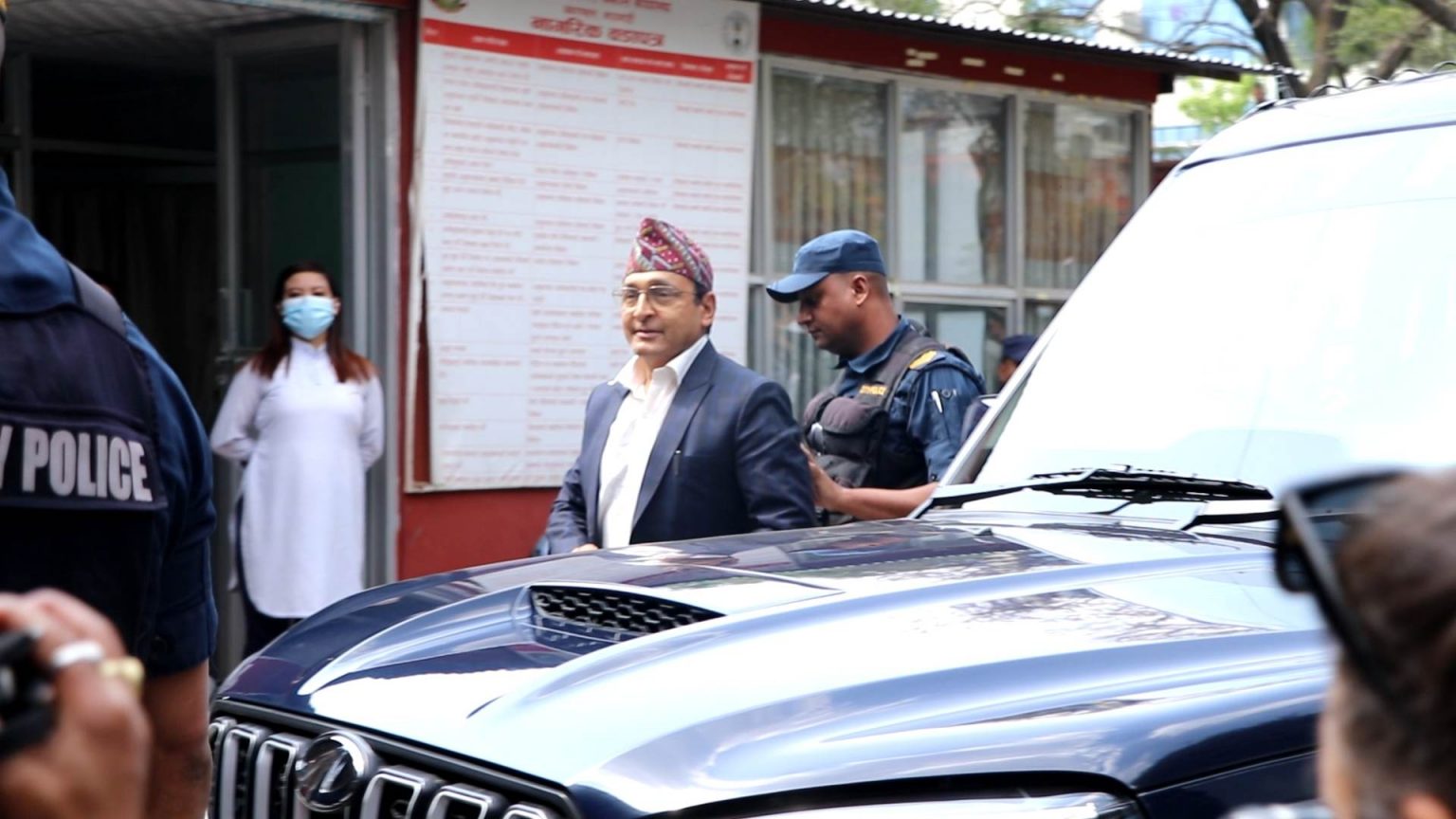 प्रतिनिधिसभा बैठक बस्दै, टोपबहादुर रायमाझीको पद निलम्बन गरिने