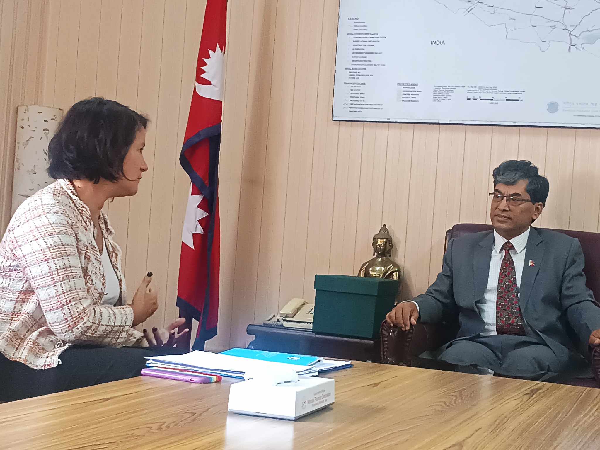 आयोग उपाध्यक्ष श्रेष्ठसँग ईयू राजदूतले गरिन् बिदाइ भेट