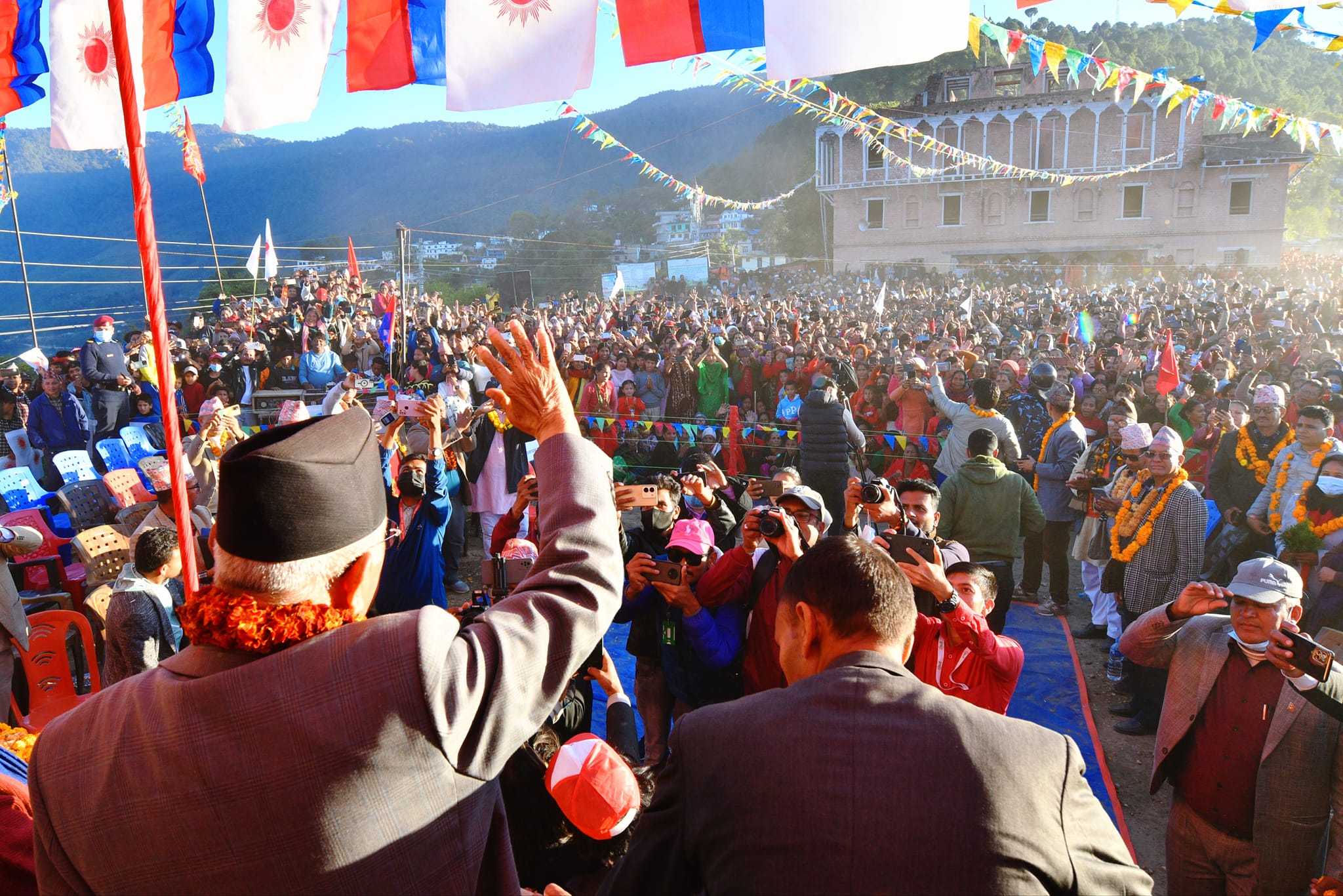 आज कर्णाली प्रवेश गर्दै एमालेको ‘समृद्धिका लागि संकल्प यात्रा’