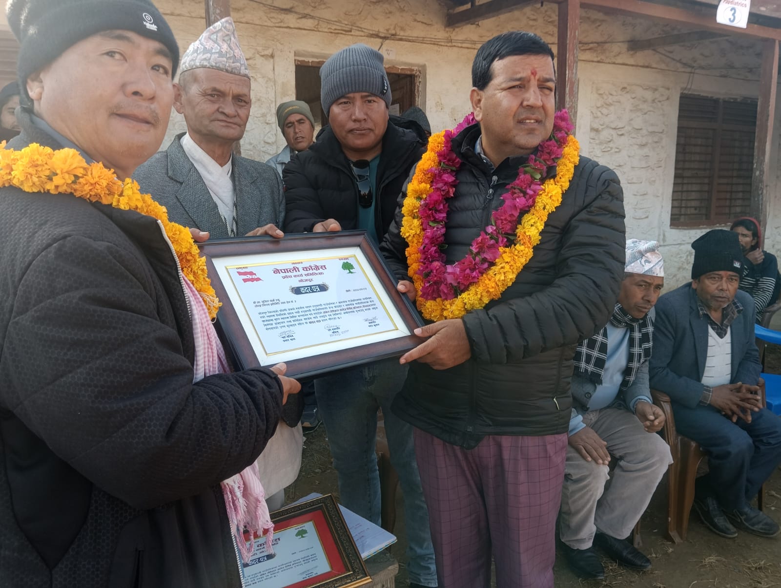 सांसद डा. शर्माद्वारा भोजपुरको दुई गाउँपालिकामा निःशुल्क स्वास्थ्य शिविर