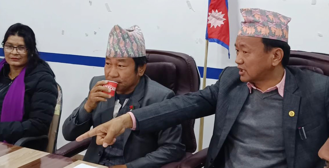 किन कड्किए मेयर साम्पाङसँग उपमेयर बेघा ?