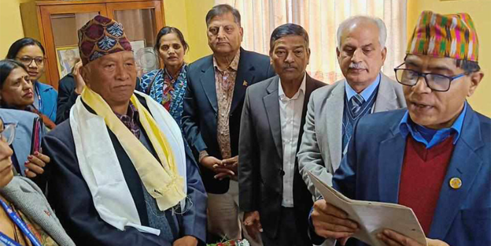 उपकुलपति केशरजंग बरालले सम्हाले कार्यभार