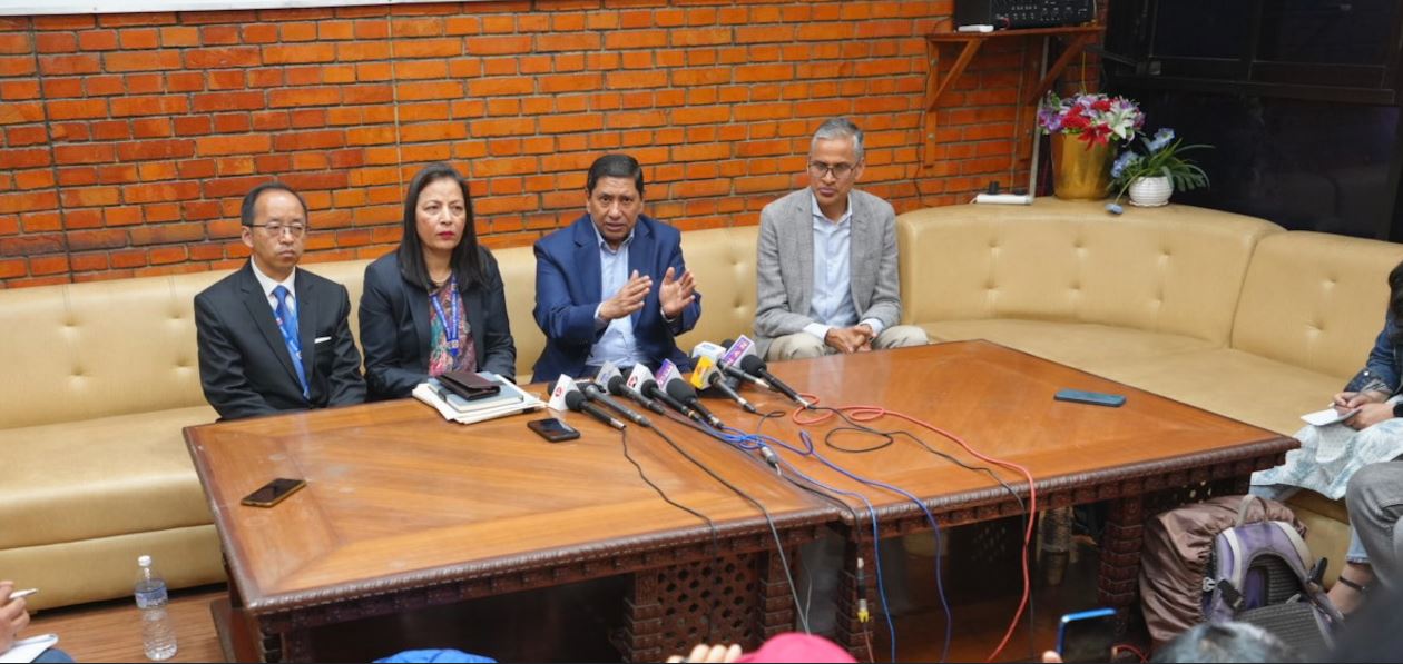 सात दिनको चीन भ्रमण पूरा गरी फर्किएर परराष्ट्रमन्त्री