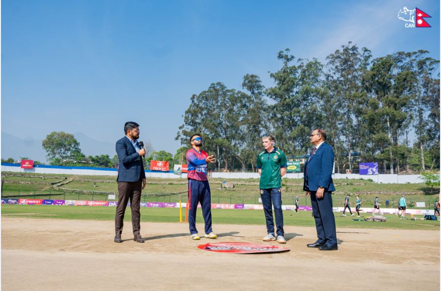 नेपाल ‘ए’ ले पहिला फिल्डिङ गर्दै