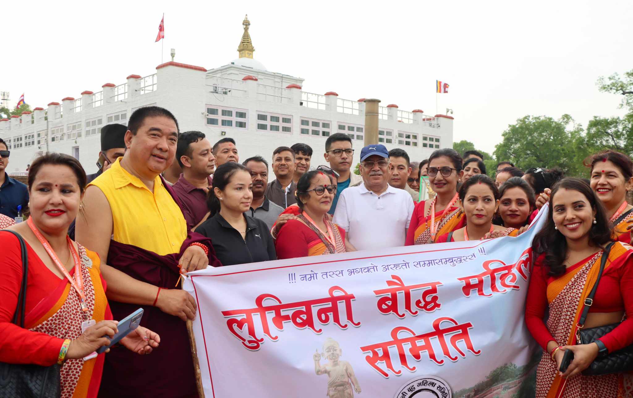 लुम्बिनीमा प्रधानमन्त्री : स्थानीय र बौद्धमार्गीहरूसँग अन्तर्क्रिया