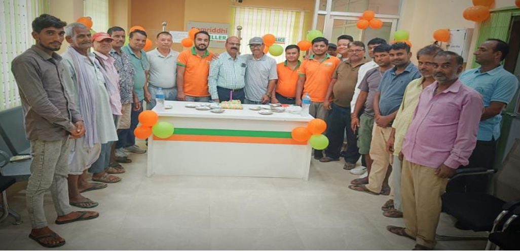समृद्धि फाइनान्सको मधुवन शाखाले मनायो पहिलो बार्षिकोत्सब