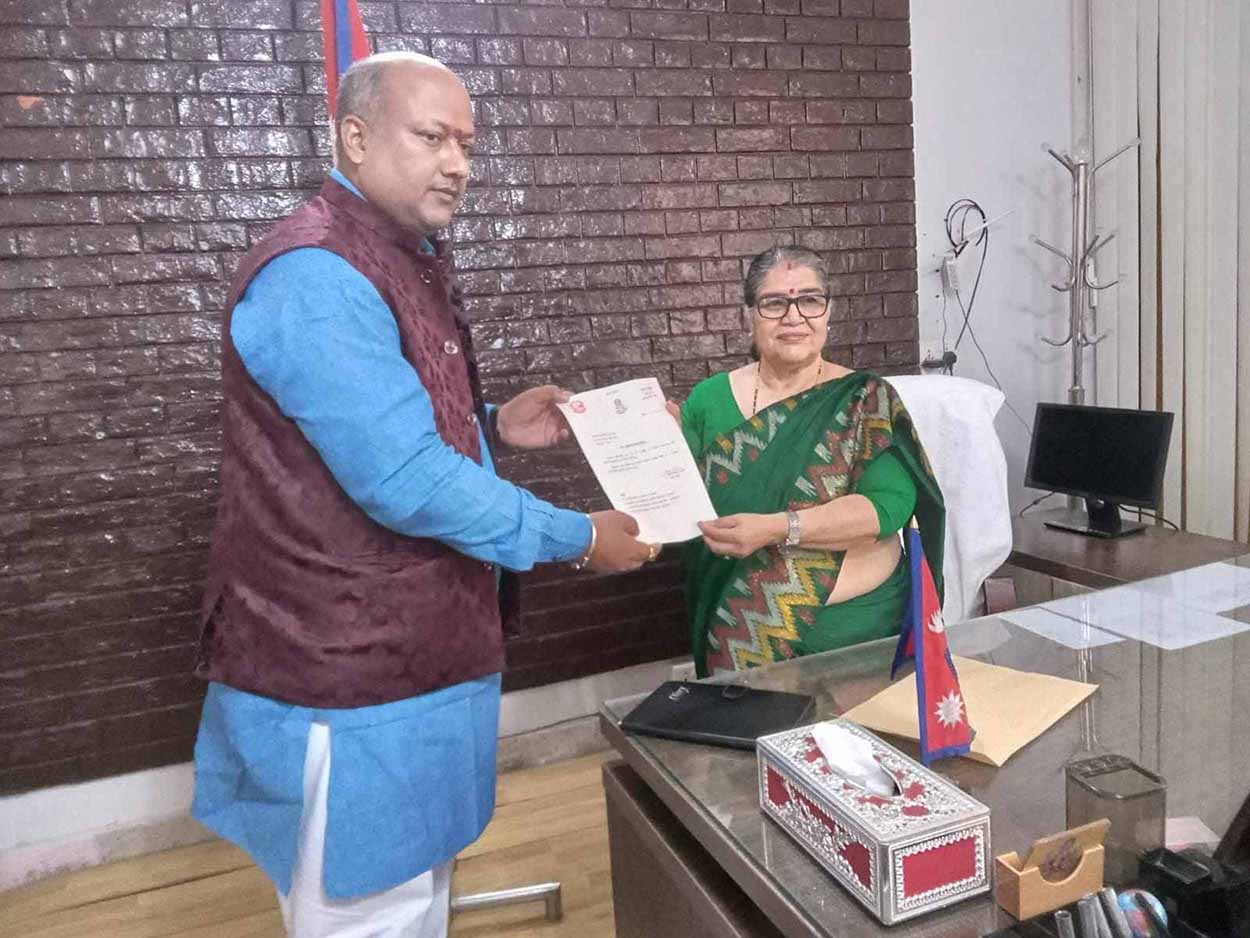 जनमत पार्टीका सतिशकुमार सिंह बने मधेस प्रदेशको मुख्यमन्त्री