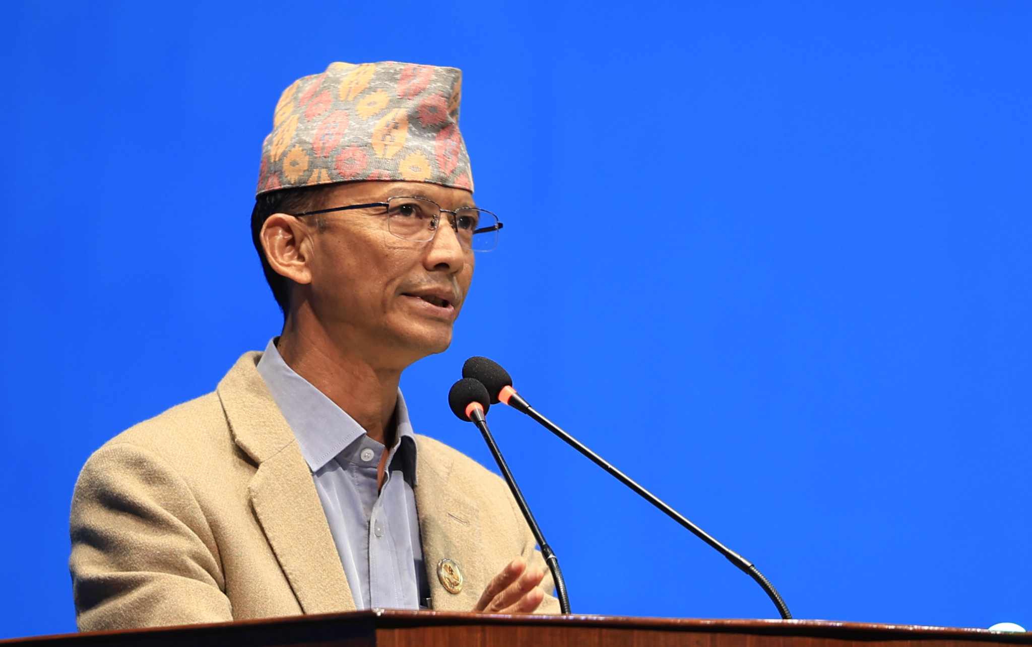 नेकपा एसले प्रमलाई भन्यो– देउवासँग सम्बन्ध राख्नुहोला, परिस्थिति चार महिनापछि तपाईंकै पक्षमा हुन्छ
