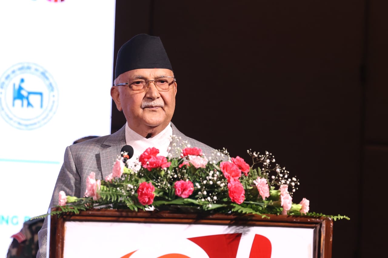 यो उमेरमा झण्डा हल्लाउनकै लागि मात्र प्रधानमन्त्री बनेको होइन : प्रधानमन्त्री ओली  
