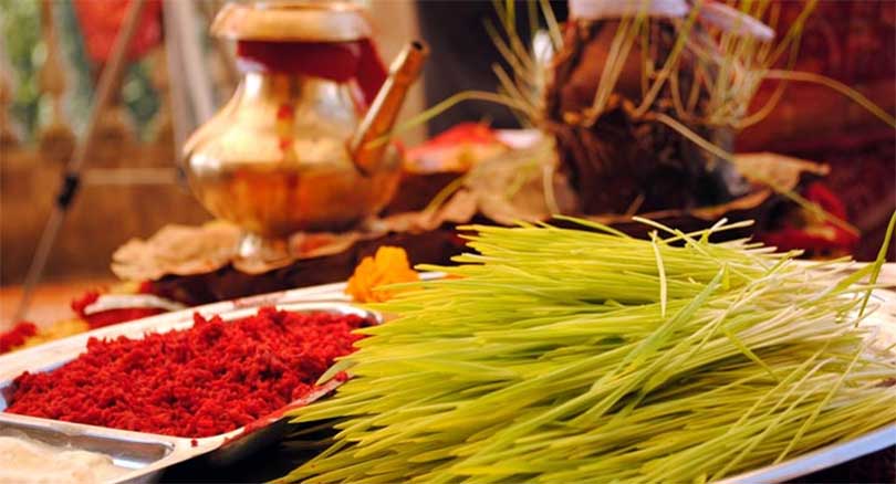 द्वादशीमा पनि दसैँको टीका र आशीर्वाद थाप्ने क्रम जारी