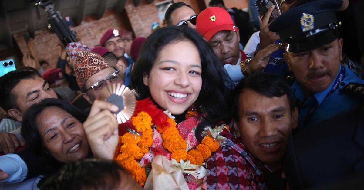 आइपुगिन् पलेशा, यसरी हुँदैछ भव्य स्वागत