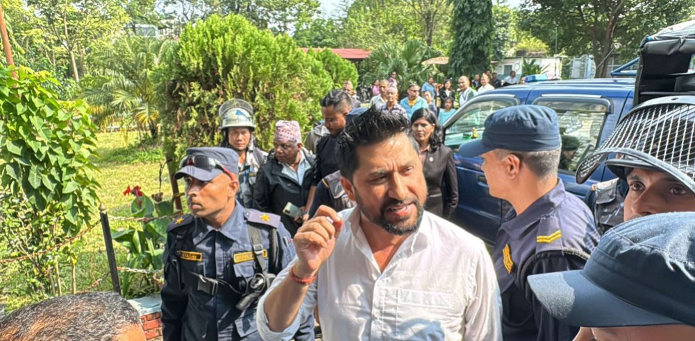 रवि लामिछानेले चेक काटेर सहकारीलाई ब्याज तिरेको प्रमाण प्रहरीले भेट्याे