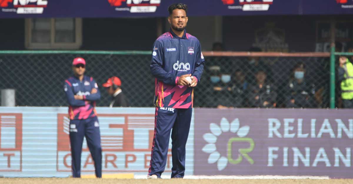 सुदूरपश्चिमबिरुद्ध पहिला फिल्डिङ गर्दै जनकपुर