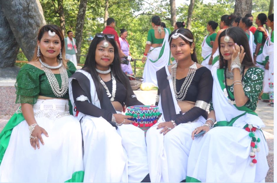 सुन्दरहरैँचामा थारू संस्कृतिको संरक्षण गर्न महोत्सव