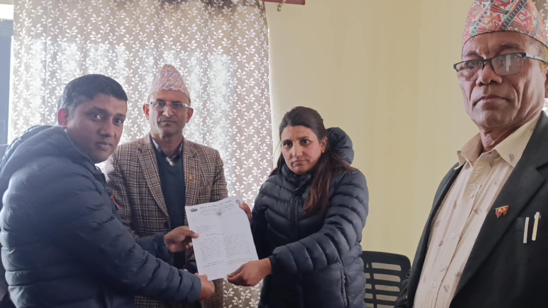 नेकपा एमाले चौरीदेउराली गाँउ कमिटीले बुझायो गाँउपालिकालाई ध्यानाकर्षण पत्र