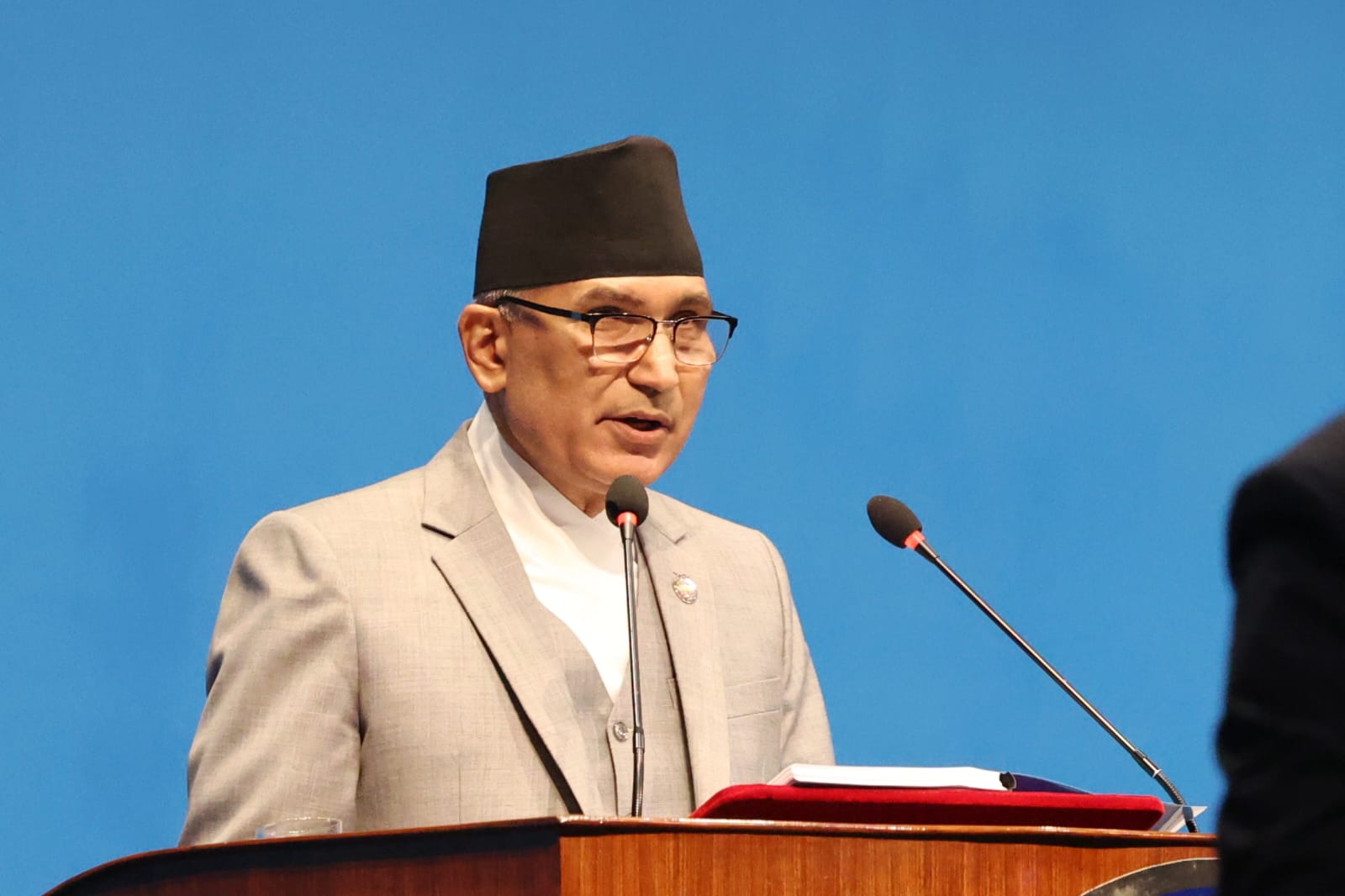 सरकारले निजगढ अन्तराष्ट्रिय बिमानस्थल बनाउने