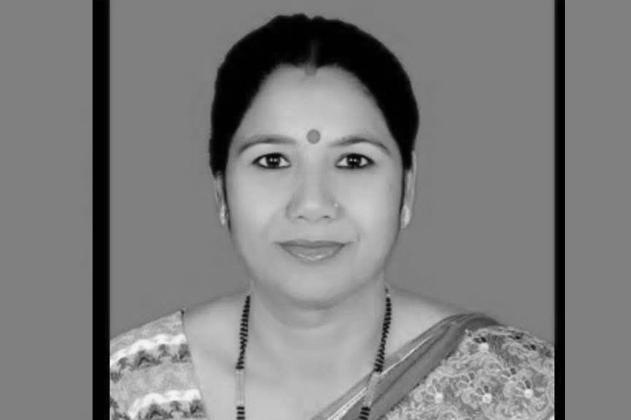 लालबाबु पण्डितलाई पत्नी शोक