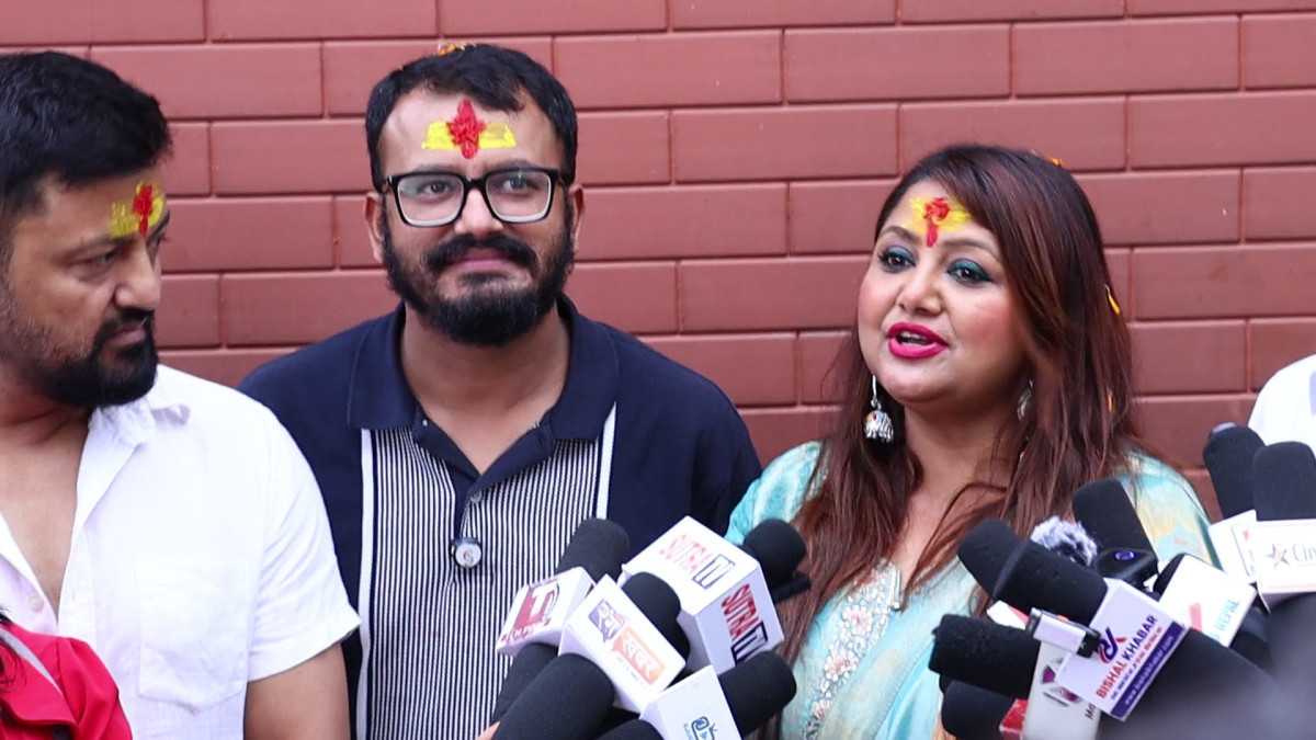 चलचित्र ‘झरीपछिको इन्द्रेणी’को शुभमुहूर्त सम्पन्न