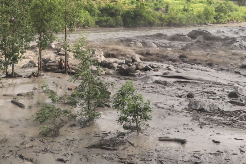 त्रिशूली नदीमा दुई शव भेटिए