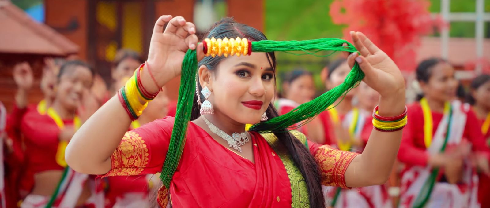 लन्डनबाट सुधाको तीज कोसेली ‘छड्के तिलहरी’