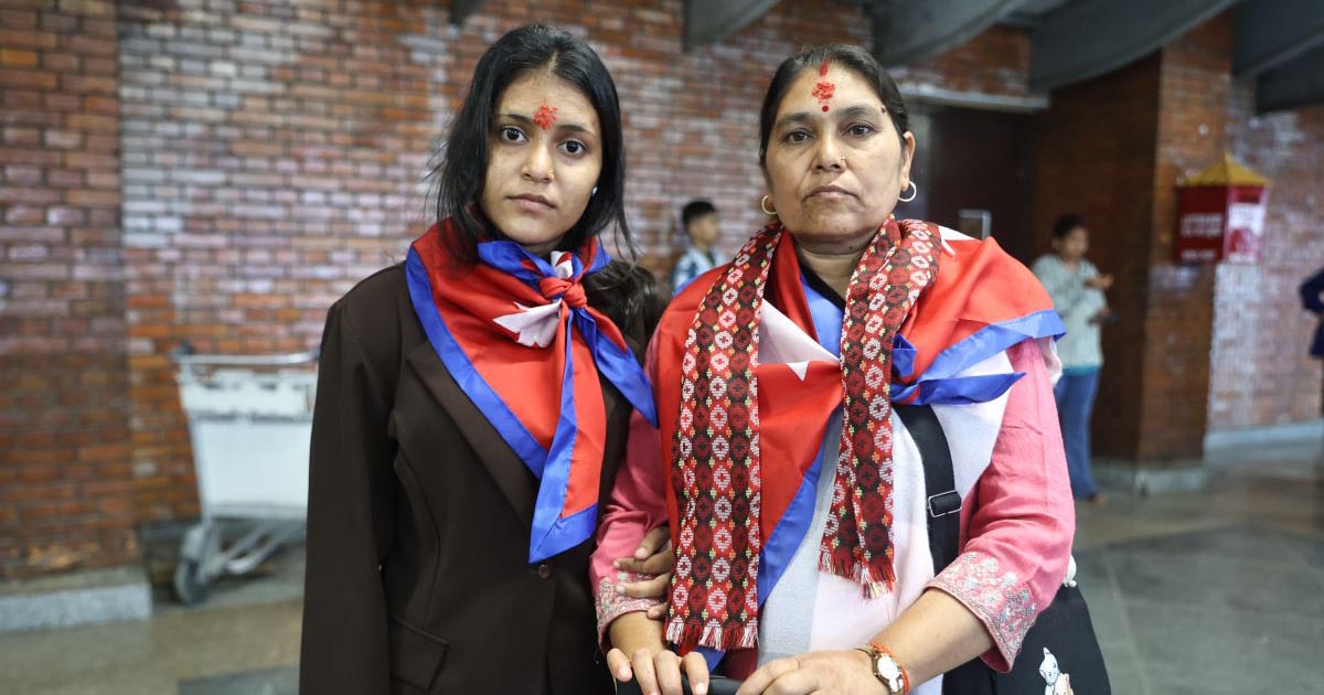 विपिन जोशीको रिहाइको माग गर्दै आमा र बहिनी इजरायल प्रस्थान