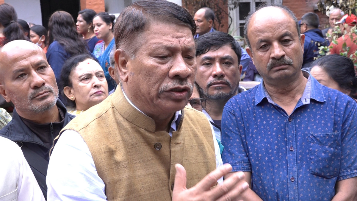 आगजनी र तोडफोडबारे निष्पक्ष छानबिन गरी दोषीमाथि कारबाही होस् : नेता सिंह
