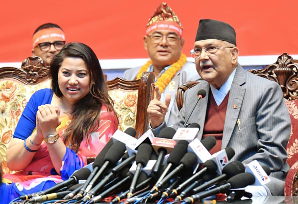 एमालेमा सबैलाई बस्न मिल्ने फराकिलो ठाउँ छ : अध्यक्ष ओली