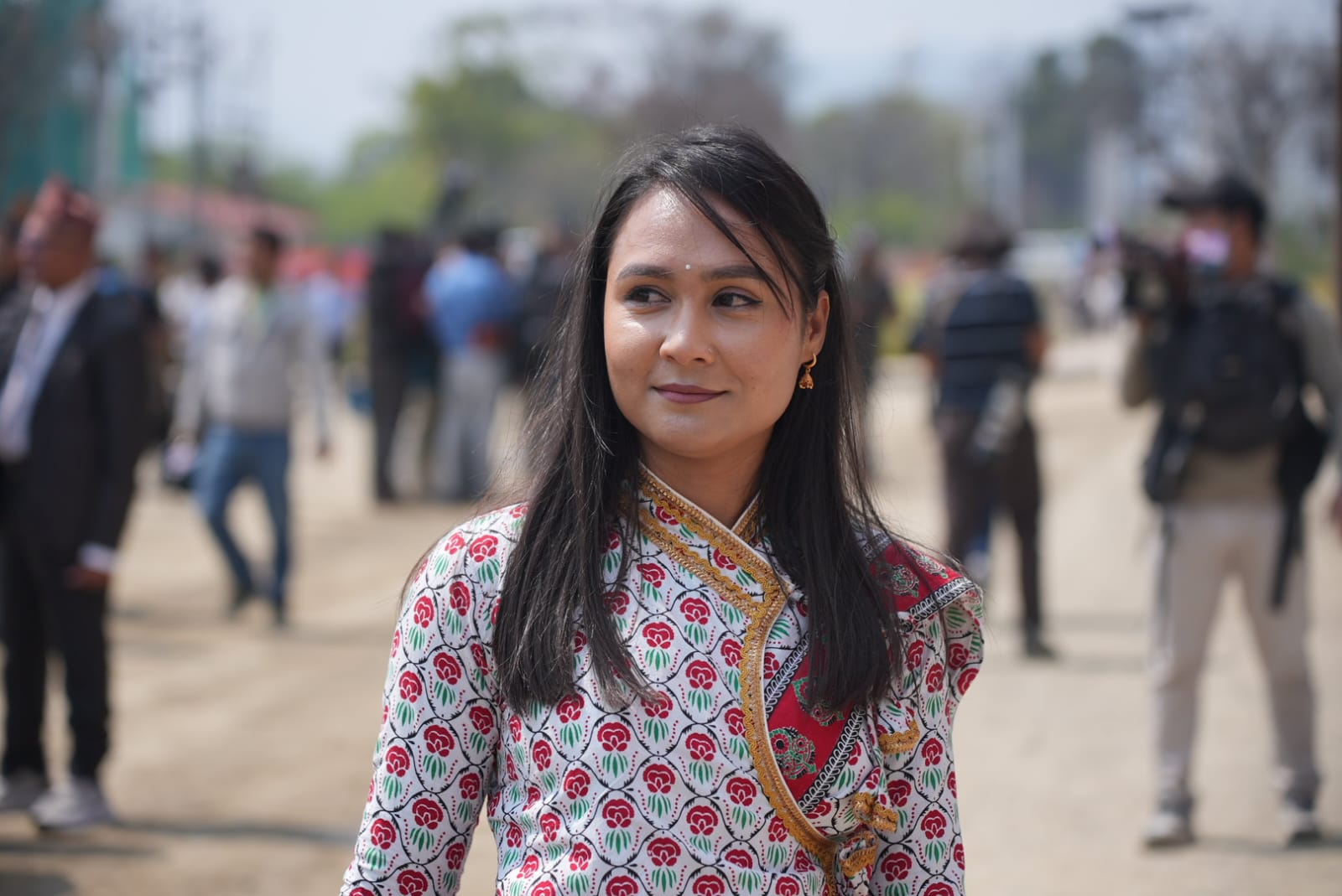 सपथका लागि सिंहदरबारमा नवनिर्वाचित सांसदहरू(तस्बिरहरु)