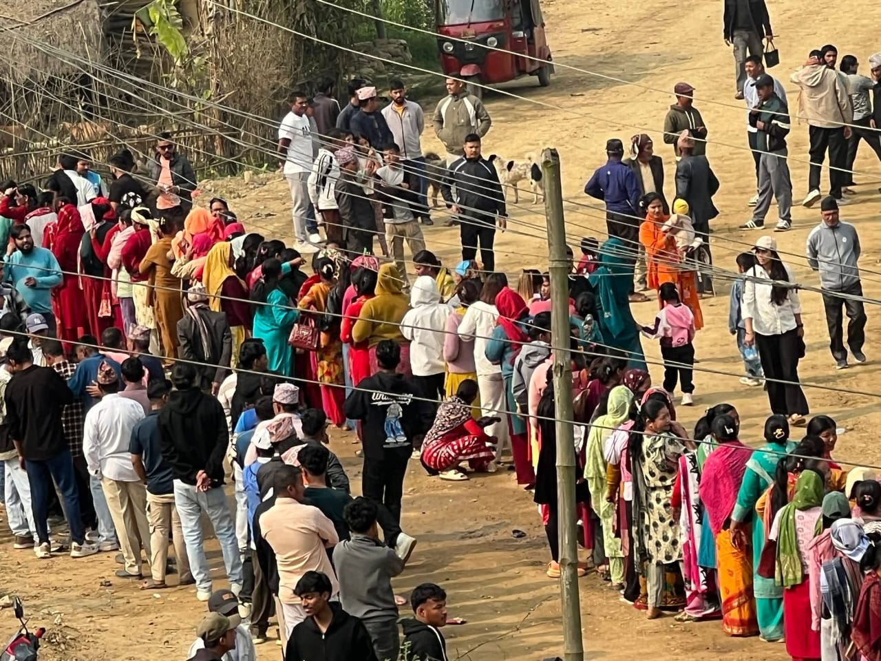 झापा–५ मा ४ बजेसम्म ९९ हजार ८१९ मत खस्यो