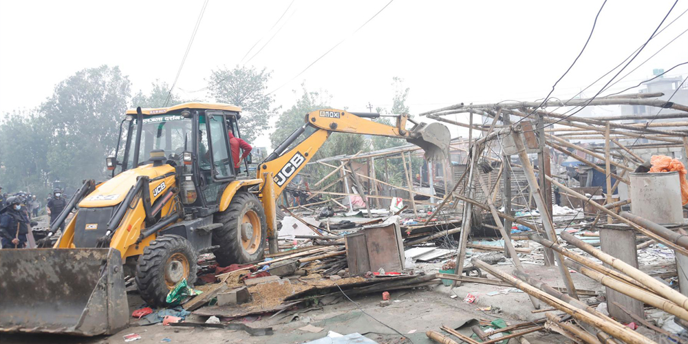 मनोहरा क्षेत्रका ८१० घरटहरा भत्काइयो