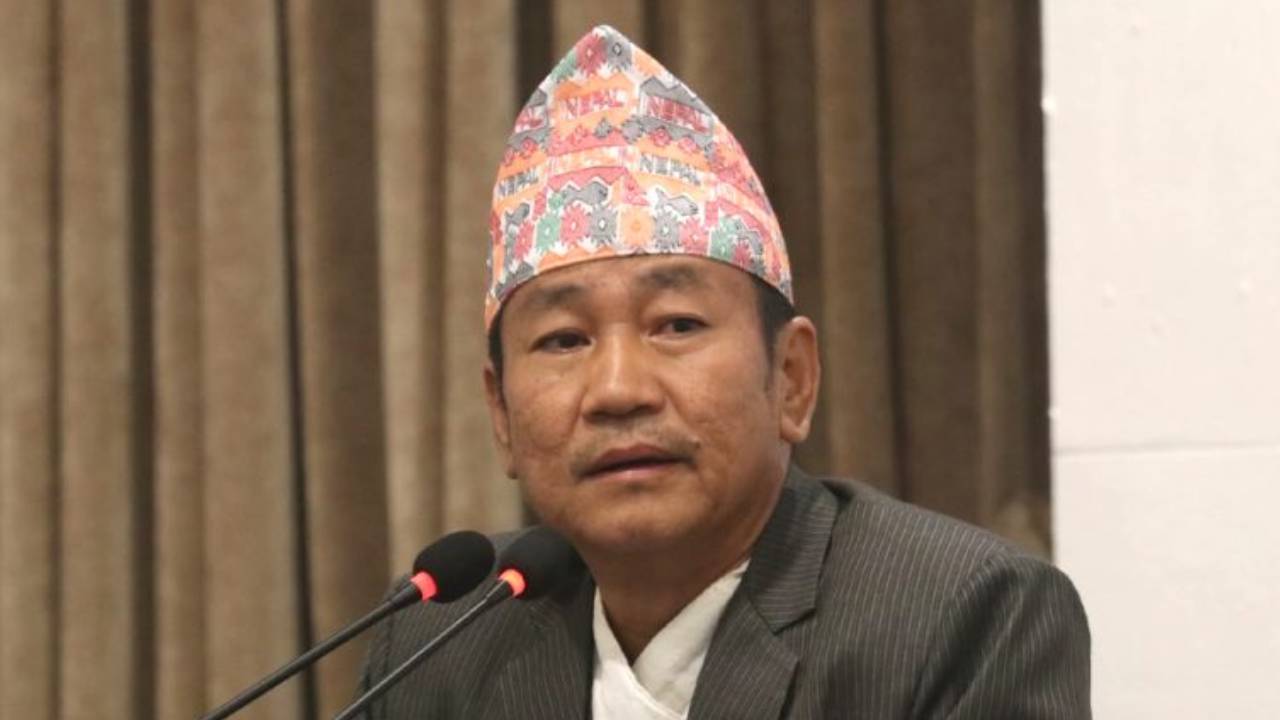सरकारले विकासका नाममा प्राकृतिक सम्पदा र स्थानीय बस्तीमाथि विभेदपूर्ण व्यवहार गरिरहेको हर्क राईको आरोप