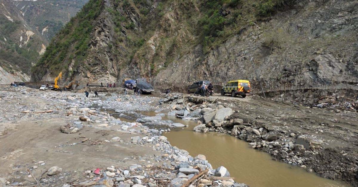 बिपी राजमार्ग बिहानैदेखि सञ्चालनमा, सवारी चाप कम