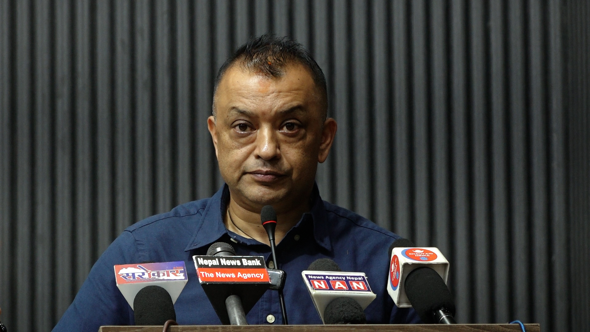 छुट गरेजस्तो देखाएर सरकारले नागरिकको ढाड सेक्नेगरी कर असुल्यो : गगन थापा