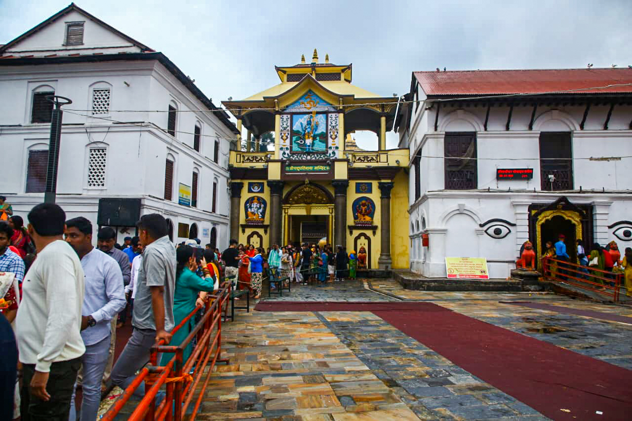 साँझ ५ बजेसम्म पशुपतिमा २ लाख ३० हजार भक्तजनले दर्शन गर्ने अनुमान