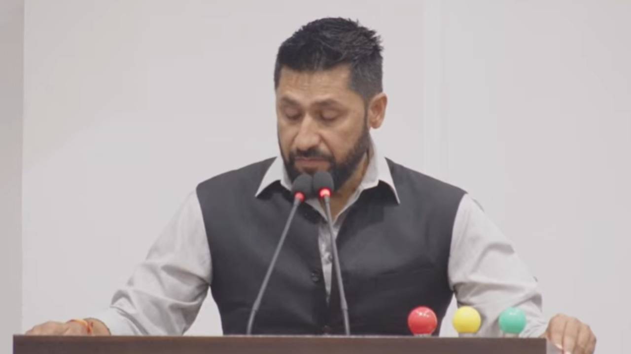 संसद्मा आज रवि लामिछानेले सम्बोधन गर्दै 
