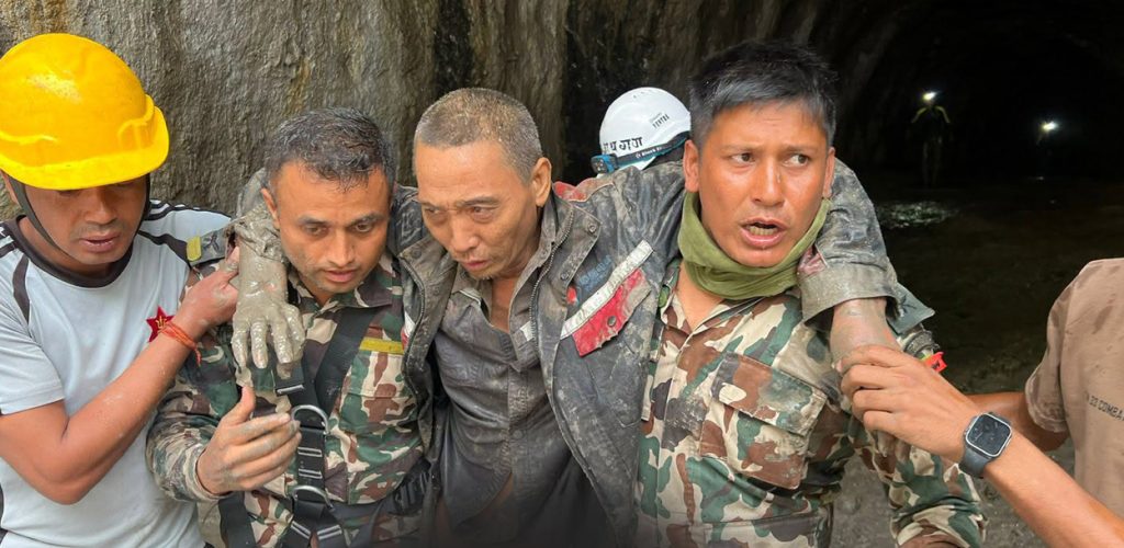 अपर त्रिशूली–१ को सुरुङबाट चिनियाँ नागरिकको उद्धार