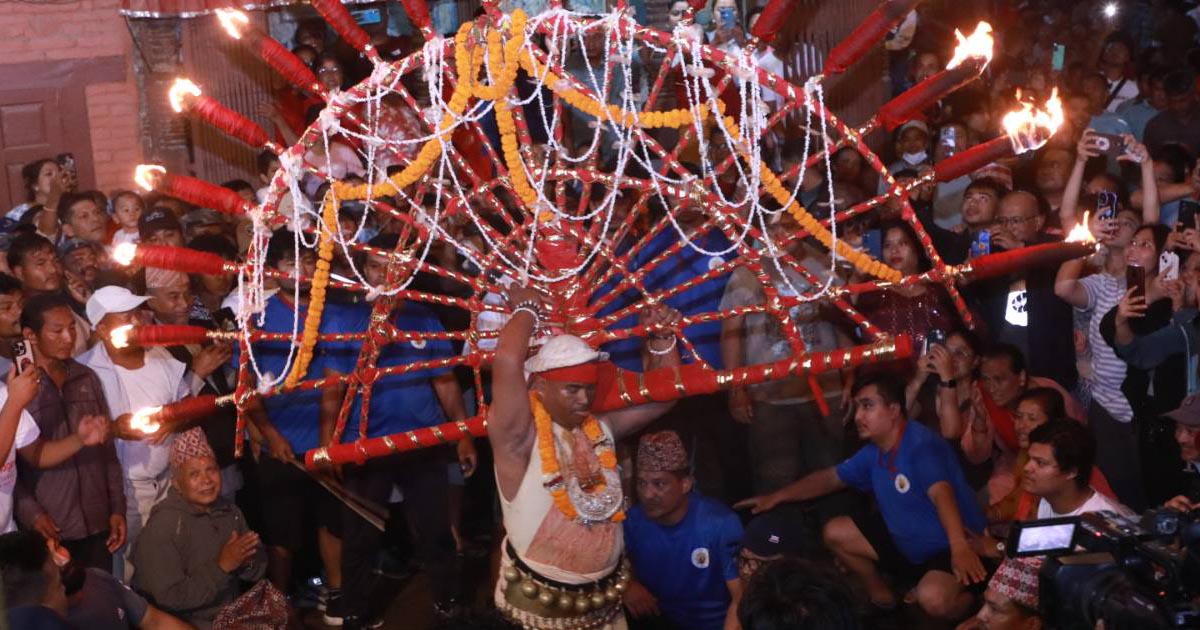 पाँचौँपटक जिब्रो छेडाउँदै वीरेन्द्रभक्त, थिमिको लोपोन्मुख जात्रालाई निरन्तरता