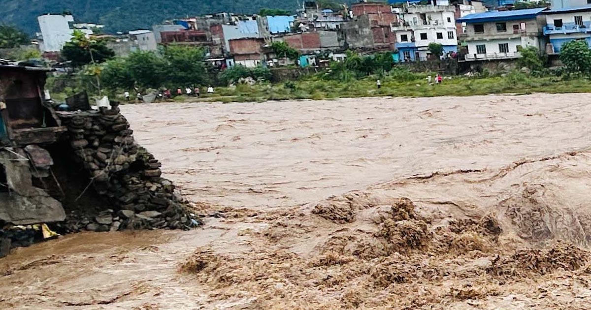 सप्तरीमा बाढी : ५०० घर डुबानमा, दुई हजारभन्दा बढी प्रभावित