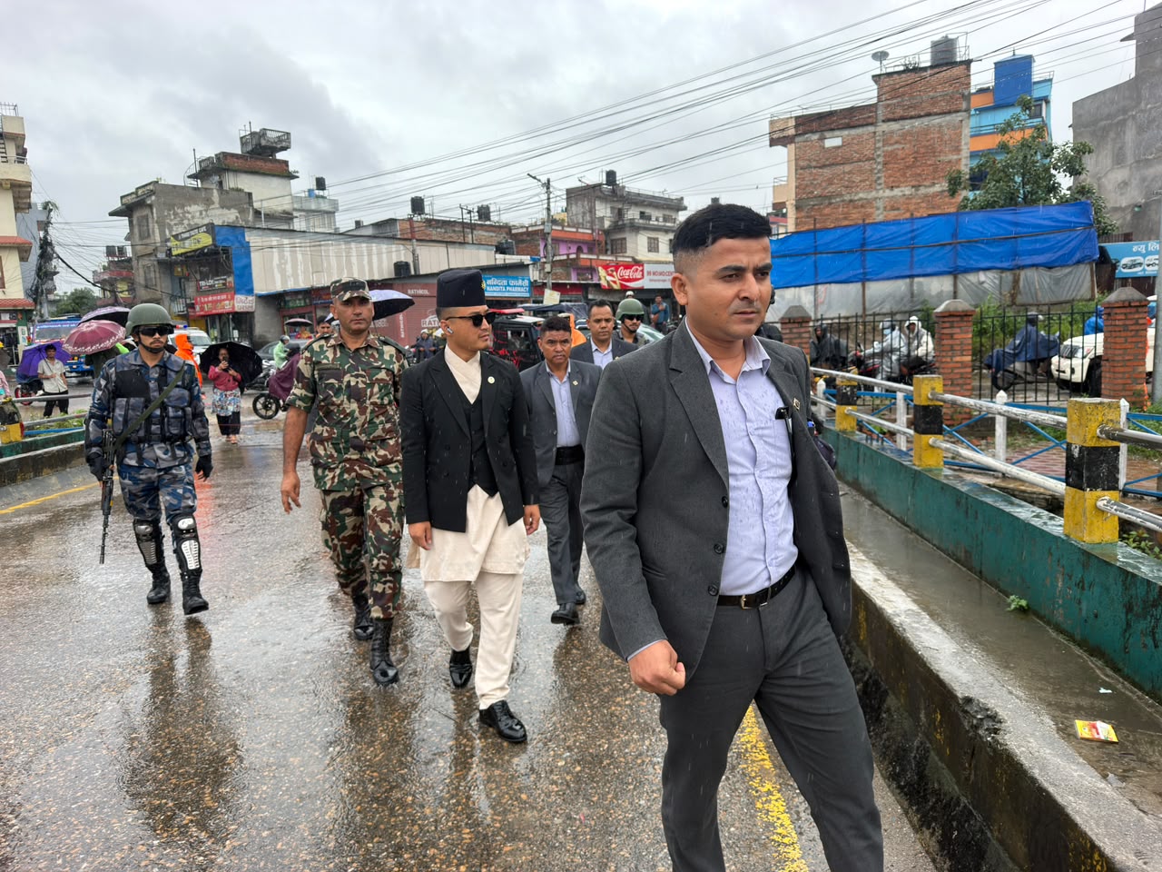 एमाले कार्यालय च्यासलमा अवलोकनको लागि पुगे गृहमन्त्री गुरुङ