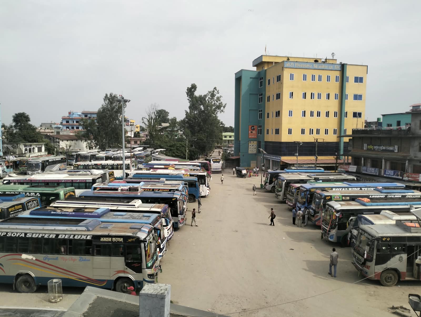 सुदूरपश्चिममा दशैं मनाउन पहाड जानेको संख्या घट्यो
