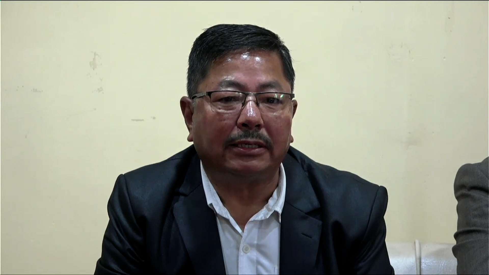 गगन थापासँग प्रतिस्पर्धा गरेका खड्गी भन्छन् : मेरो उम्मेदवारी आन्तरिक लोकतन्त्र बलियो बनाउन थियो