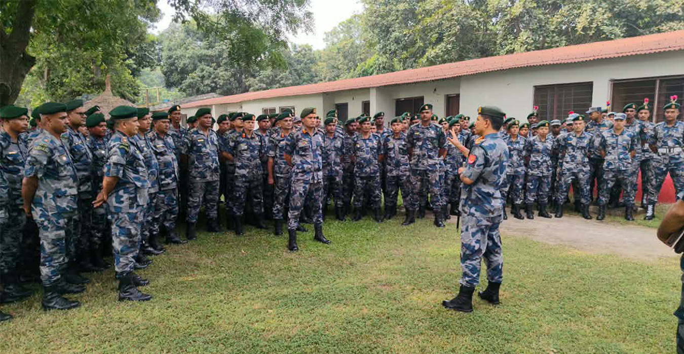 सीमा अपराध नियन्त्रणमा निर्मम ढंगले लाग्न सशस्त्र प्रहरी महानिरीक्षक नारायण दत्त पौडेलको निर्देशन